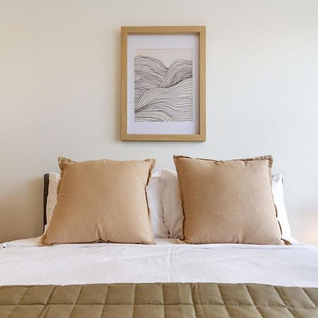 2 Bed, 2 Bath W Sofa Bed - Great Cafes Nearby Appartement Christchurch Buitenkant foto