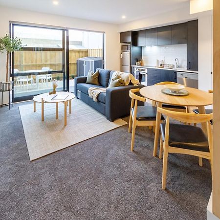 2 Bed, 2 Bath W Sofa Bed - Great Cafes Nearby Appartement Christchurch Buitenkant foto