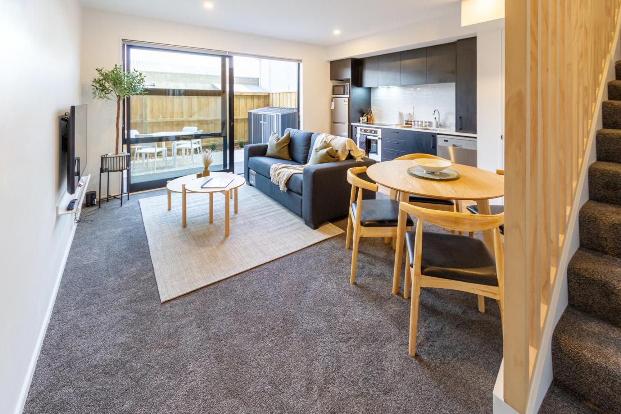 2 Bed, 2 Bath W Sofa Bed - Great Cafes Nearby Appartement Christchurch Buitenkant foto