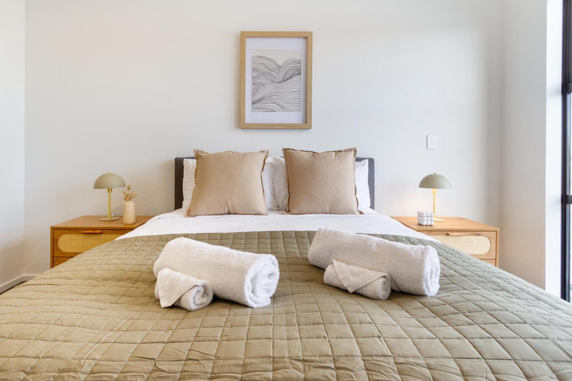 2 Bed, 2 Bath W Sofa Bed - Great Cafes Nearby Appartement Christchurch Buitenkant foto