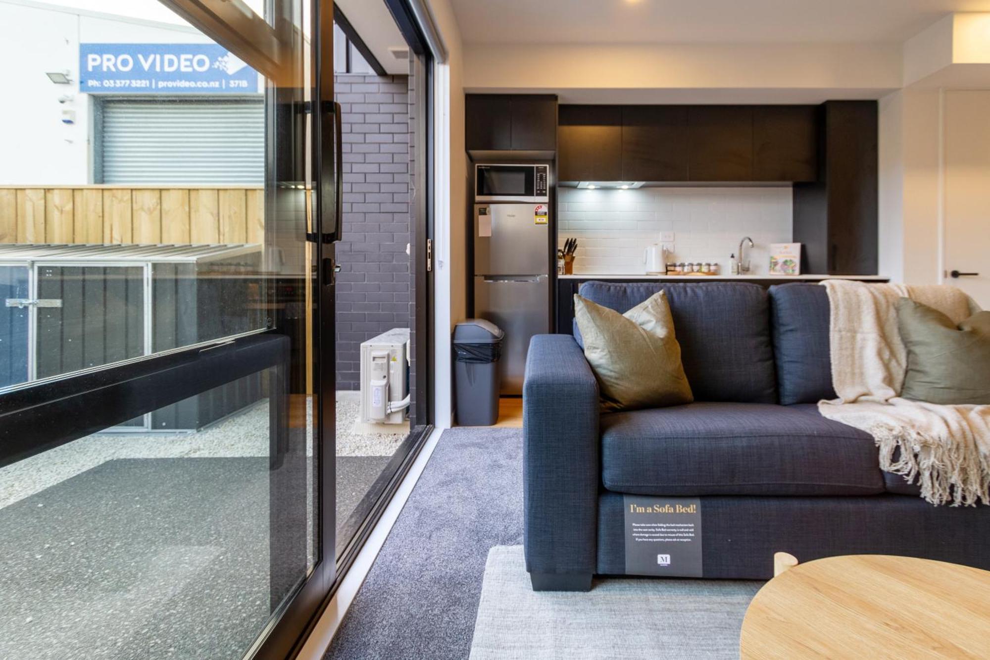 2 Bed, 2 Bath W Sofa Bed - Great Cafes Nearby Appartement Christchurch Buitenkant foto